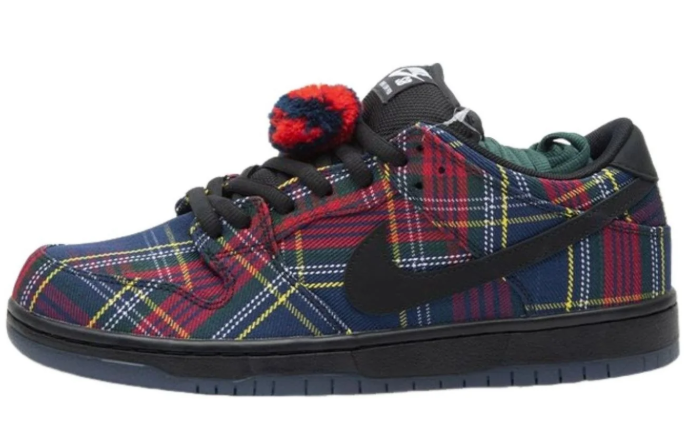 Nike x Nardwuar SB Dunk Low 'Tartan' | Limited Edition | II1493-600
