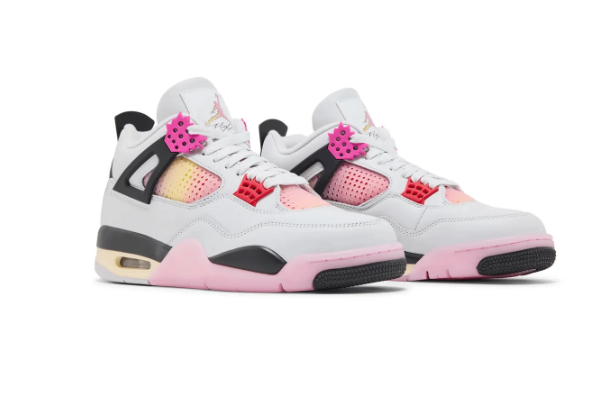 Air Jordan 4 Retro 'Comic'