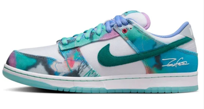 Nike SB Dunk Low Futura Laboratories 'Bleached Aqua' HF6061-400