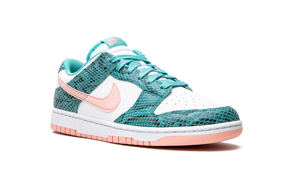 Dunk Low "Snakeskin Washed Teal Bleached Coral" DR8577 300