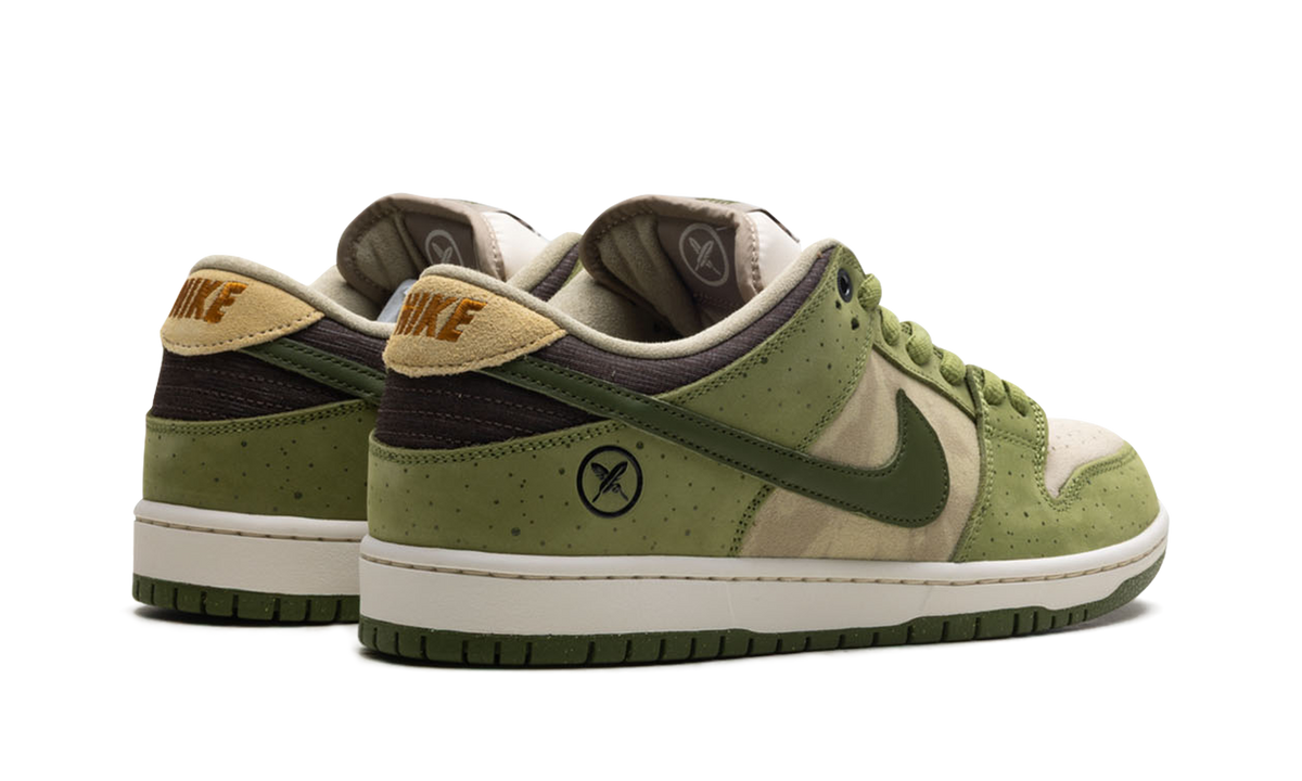 SB Dunk Low "Yuto Horigome - Matcha" HF8022 300